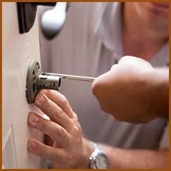 Interstate Locksmith Shop Glendale, CA 818-485-6158 - 3-cheap-locksmith